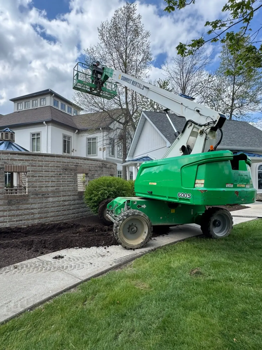 Manufacturer-certified roof installation in Clarks Hill